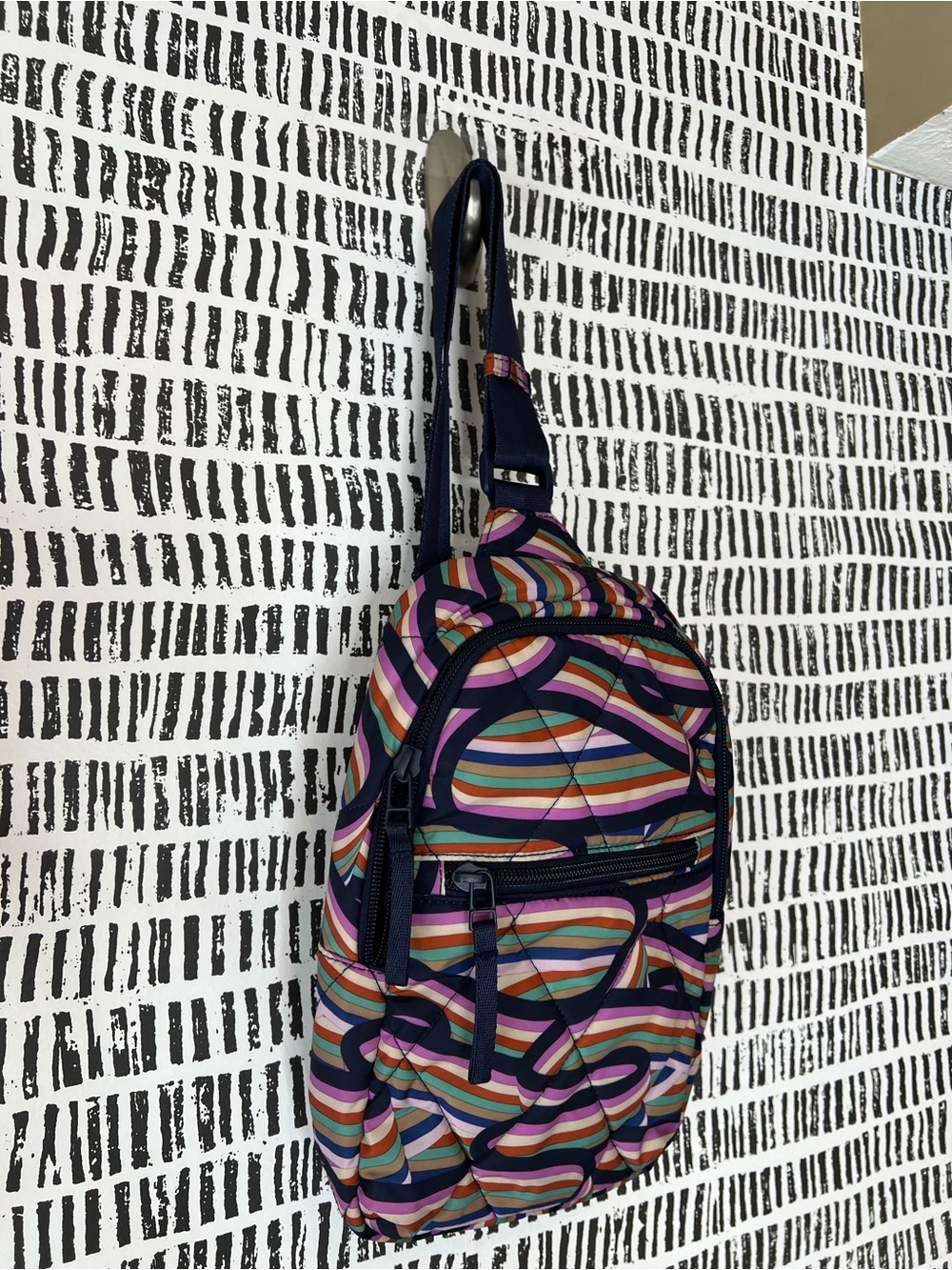 Vera Bradley retro ribbons Ultralight Essential Sling Backpack Travel Crossbody - Picture 9 of 11